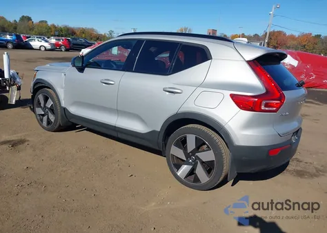 2023 Volvo Xc40 Recharge Pure Electric Twin Ultimate z USA, uszkodzony, nr VIN YV4ED3UM4P2941813
